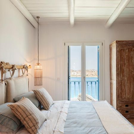 V&V Guest House - Luxury Suites Ornos  Exterior photo